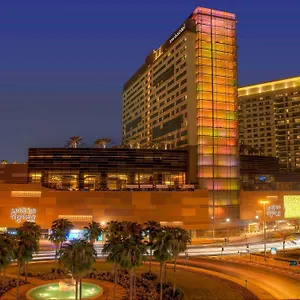 5* Hotel Swissôtel Al Ghurair